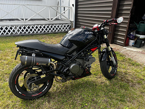 M/V Ducati monster 600 1999 (2 foto / 8)