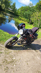 M/V Ducati monster 600 1999 (5 foto / 8)
