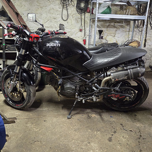 M/V Ducati monster 600 1999 (8 foto / 8)
