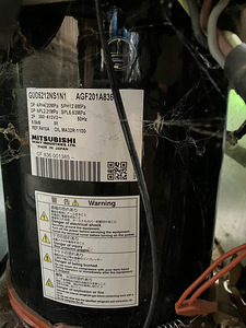 Большой геотермальный тепловой насос Nibe 30kW (2 фото из 4)