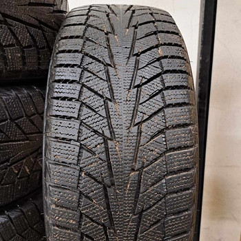 215 60 R 16 Hankook Winter Icept IZ2