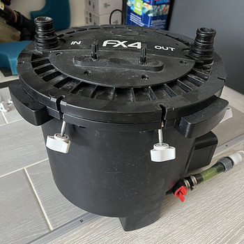 Канистровый фильтр Fluval FX4