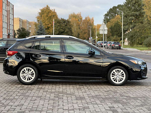 Subaru Impreza 2017 2.0L бензин (7 фото из 15)