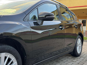 Subaru Impreza 2017 2.0L бензин (8 фото из 15)