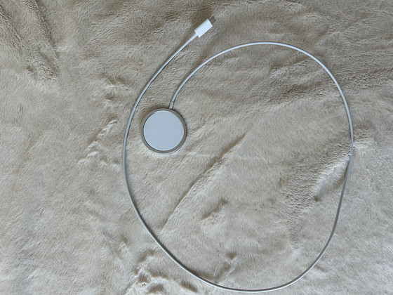 Apple MagSafe