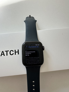 Apple Watch SE (2 фото из 4)