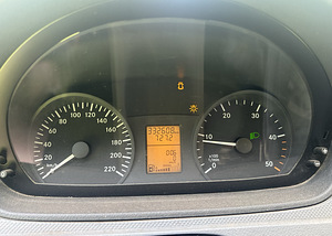Mercedes-Benz Vito 109 CDI 2.2D 70 kW – 9-kohaline (9 foto / 9)
