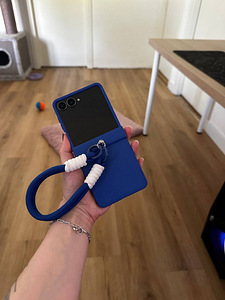 Samsung Galaxy Flip7 512GB (3 foto / 3)