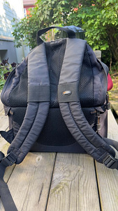 Müüa kaamera kott Lowepro Trekker II (2 foto / 4)