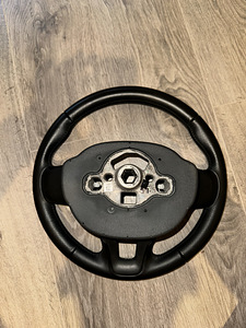 Руль Volvo OEM R-design (2 фото из 3)