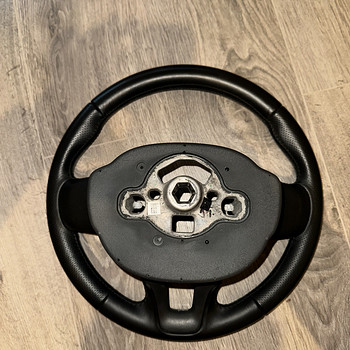 Руль Volvo OEM R-design