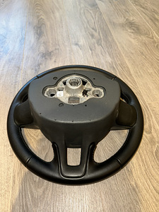Руль Volvo OEM R-design (3 фото из 3)