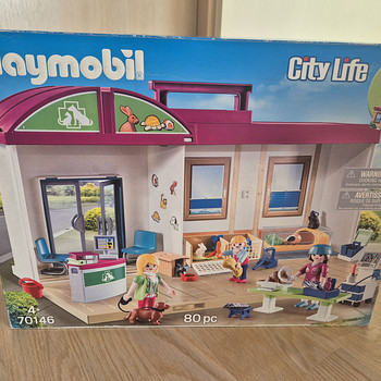 Playmobile ветеринарная клиника для животных (70146)