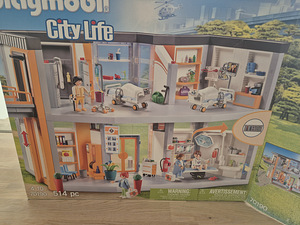 Больница Playmobile (70190) (1 фото из 9)