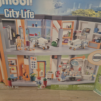 Больница Playmobile (70190)