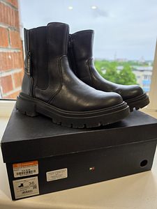 Hilfiger nahast k/s saapad (1 foto / 5)
