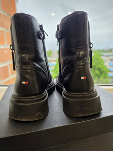 Hilfiger nahast k/s saapad (3 foto / 5)