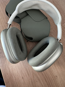 Apple AirPods Max (sage/roheline) (3 foto / 3)