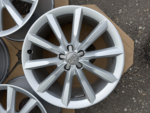 19" Audi originaalveljed 5x112 (4 foto / 9)