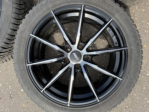19\" диски ABS 5x112 + шипованные шины Nokian 245/45/19 (7,5 мм) (6 фото из 8)