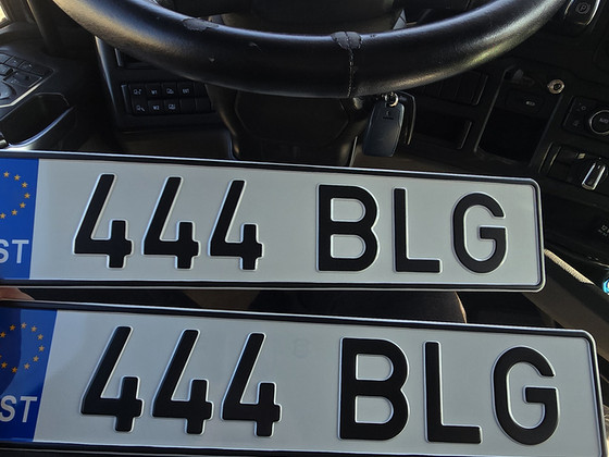 Auto reg. number 444BLG