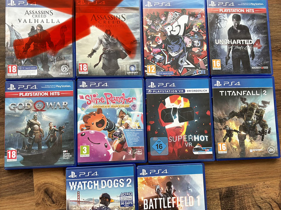 PS 4