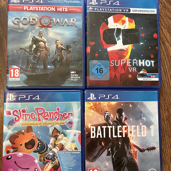 PS 4