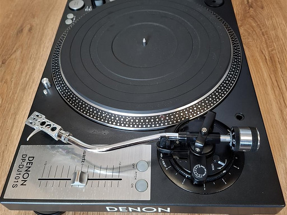 Denon DP DJ-101 plaadimängija