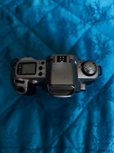 Canon eos 500 (2 foto / 2)