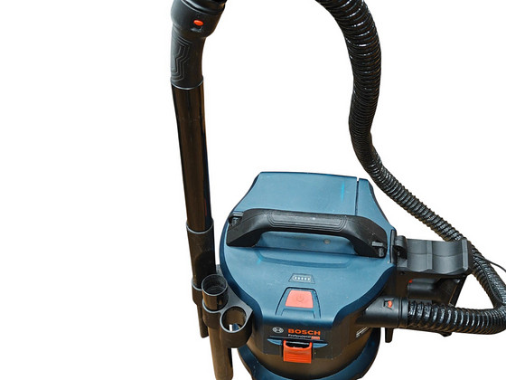 Akutolmuimeja Bosch GAS 18V-10 L + Aku + Tarvikud