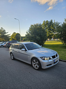 BMW E91 Автомат (1 фото из 8)