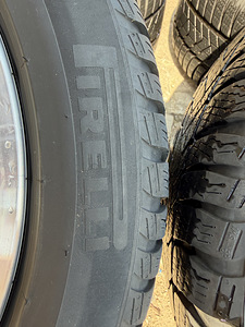 Velgede ja rehvide komplekt VOLVO-le (3 foto / 5)