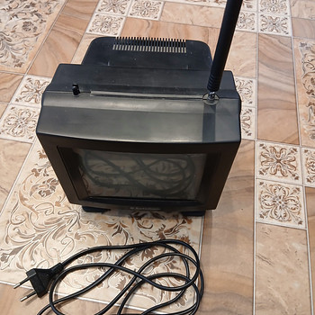 Автомобильный телевизор "Audiosonic Model NO TC957F"