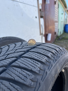 Rehvid 225/50 R18 Lamellrehvid Goodyear (2 foto / 3)