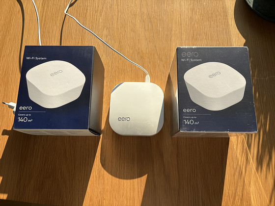 Amazon eero Mesh Wi-Fi 3-pack