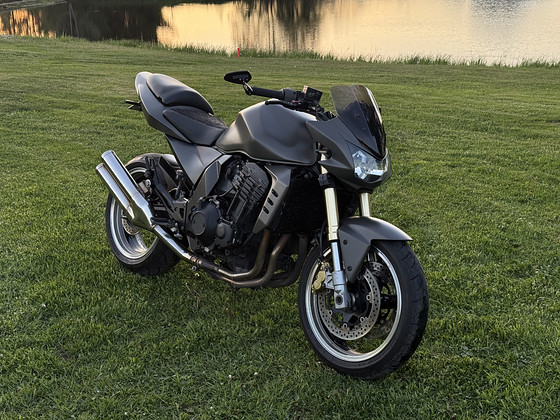 Kawasaki z1000