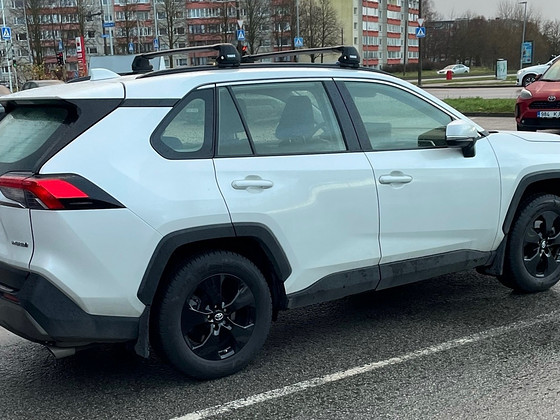 RAV4 katuseraamid