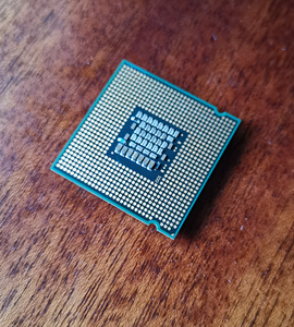 Процессор Intel Core 2 Duo E6550 (2 фото из 2)