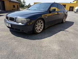 BMW 730d (1 foto / 8)