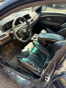 BMW 730d (4 foto / 8)