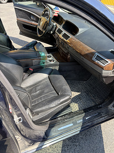 BMW 730d (7 foto / 8)