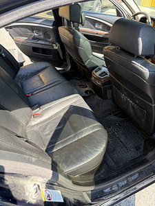 BMW 730d (8 foto / 8)