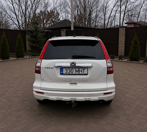 Honda CR-V (2 фото из 3)