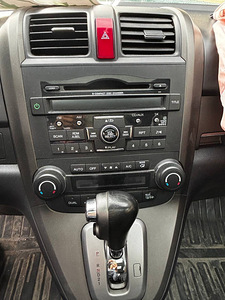 Honda CR-V (3 фото из 3)