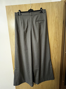 Брюки Zara (2 фото из 4)