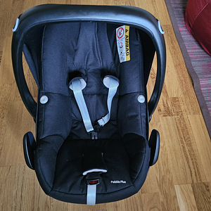 Автолюлька Maxi-Cosi Pebble Plus (2 фото из 4)