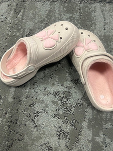 Crocs (2 фото из 3)