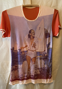 Naiste retro T-särk (1 foto / 1)