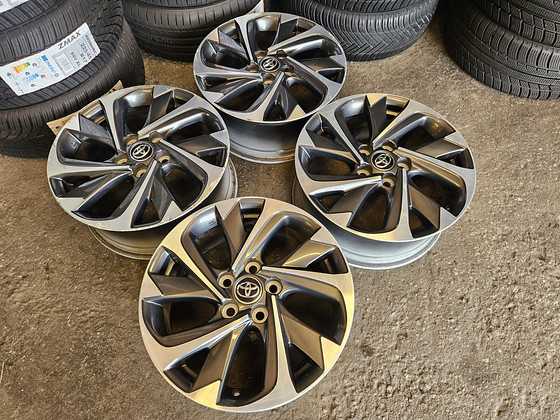 Toyota Оригинальные Диски R 17