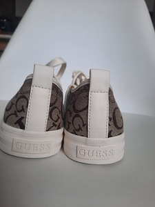 Uued tennised Guess 39 (2 foto / 5)